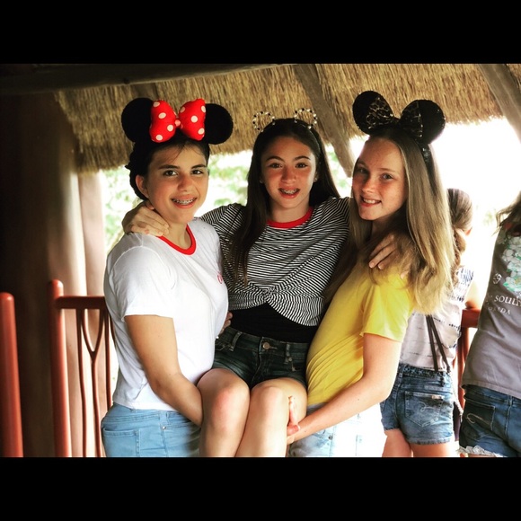 Meet your Posher, Carleigh - Picture 1 of 1